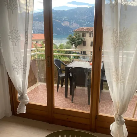 Terrazzza & Castello Διαμέρισμα