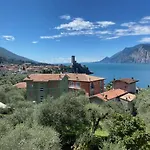 Terrazzza & Castello Apartment