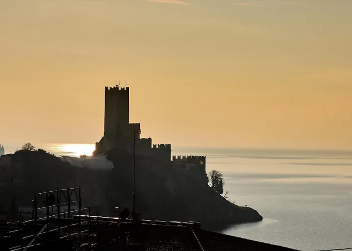 Terrazzza & Castello Мальчезине