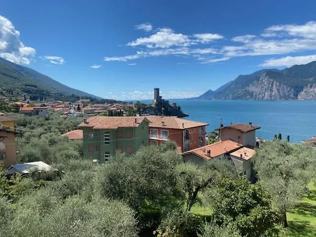 Terrazzza & Castello Апартаменты